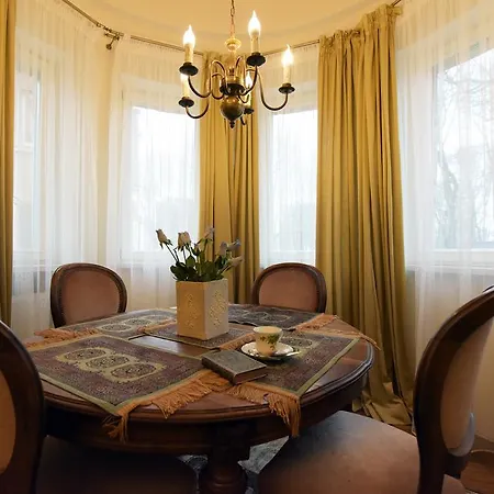 Maison d'hôtes Kubu Namai 4*