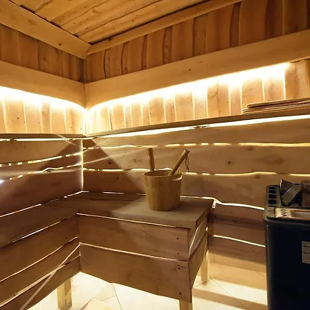 Maison d'hôtes Kubu Namai 4*