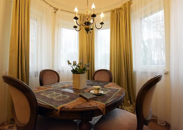 Svečių namai KUBU namai 3*